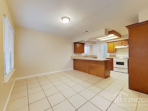 5th image of 13591 Crape Myrtle Dr