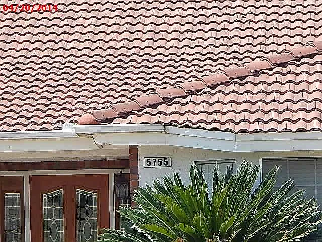 5755 S Clara Ave photo 1