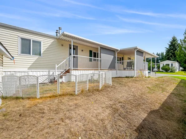4714 Muir Rd #11, Courtenay, BC V9N 8Z6