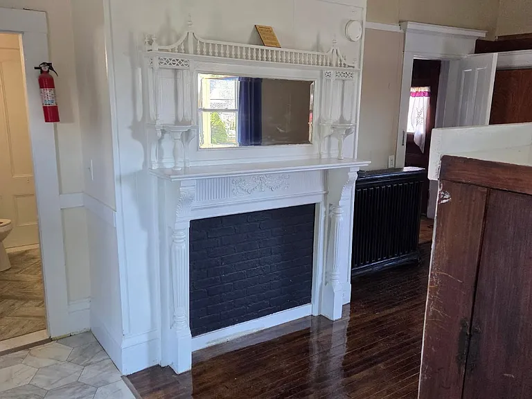 16 Garden St #100 — Photo 2