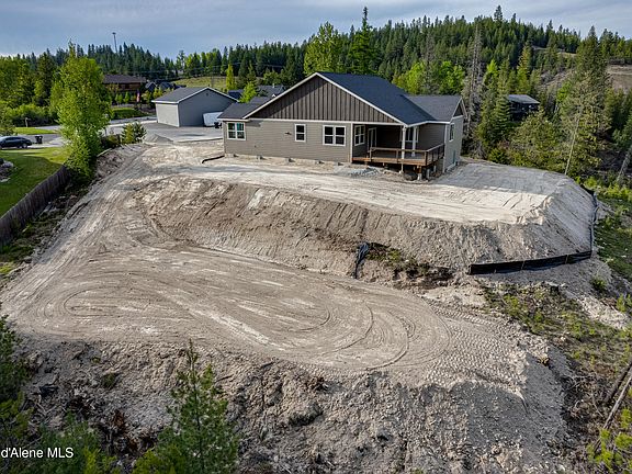 4th image of 204 Silver Saddle Ct