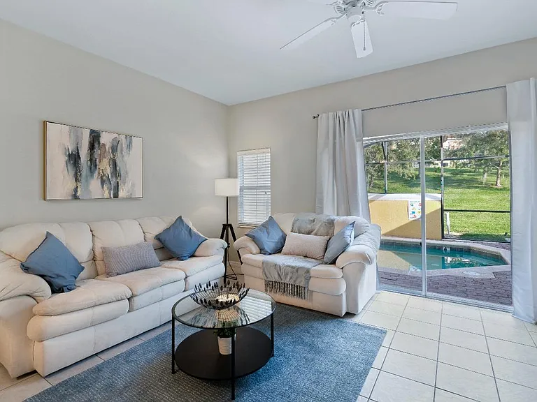 3124 Yellow Lantana Ln — Photo 4