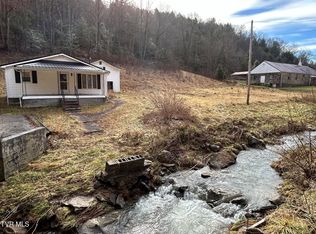 5750 N Fork Rd, Pound, VA 24279