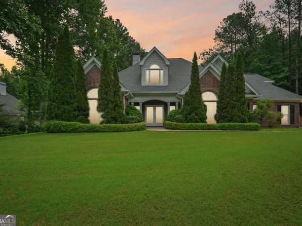 60 Carriage Park Ct, Oxford, GA 30054