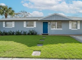 3728 Dunes Rd, Palm Beach Gardens, FL 33410