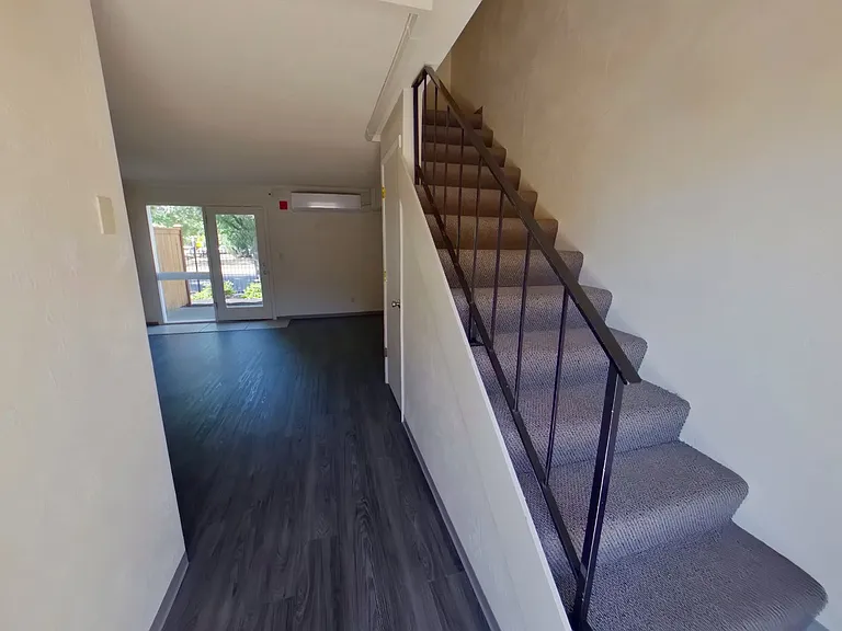 1695 Patterson Street — Photo 3