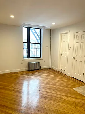 Rented by Hagstrom Management Inc | media 13