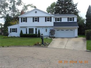 66 Pembroke Rd, Akron, OH 44333