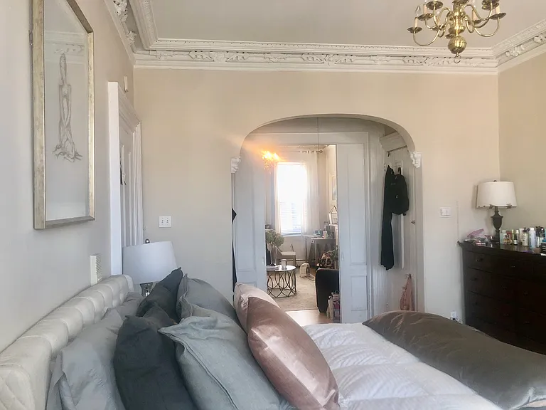 716 Washington St #2 — Photo 3