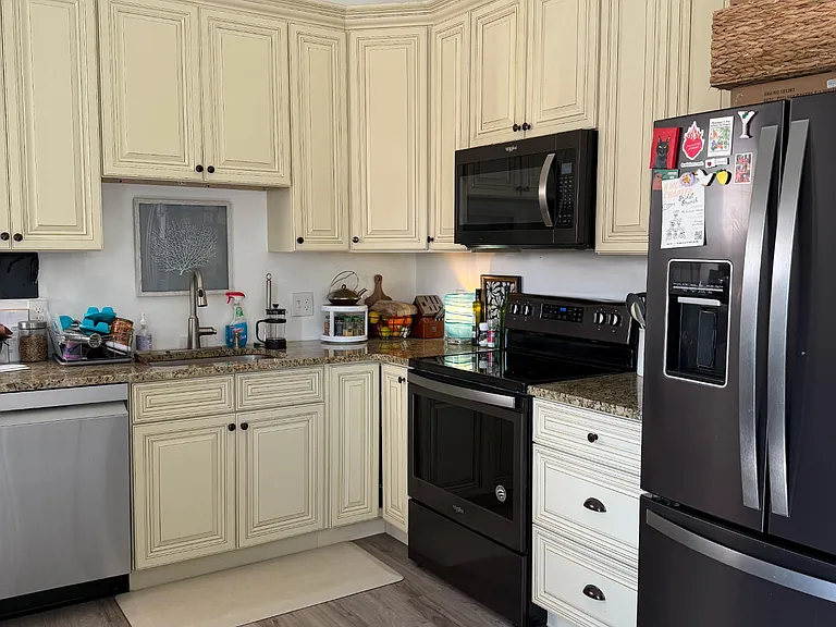 8217 Germantown Ave #B — Photo 11