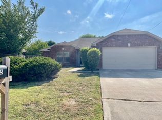 6025 Hartman Rd, Forest Hill, TX 76119