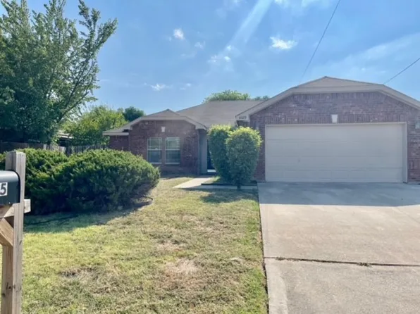 6025 Hartman Rd, Forest Hill, TX 76119