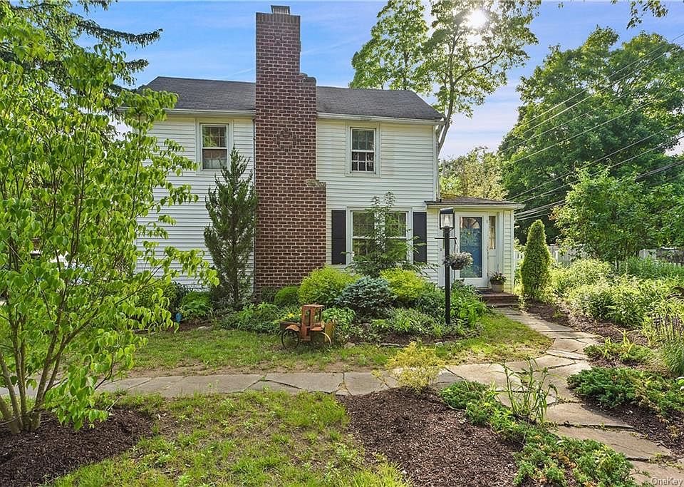 1st image of 43 Hillside Ave