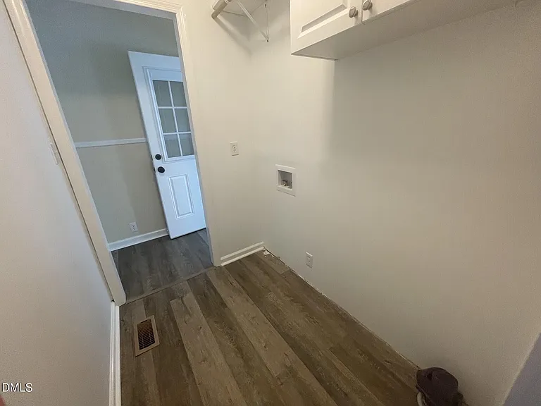 384 E Wimberly St — Photo 24