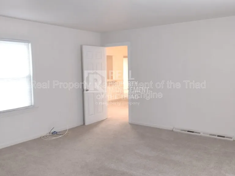 4545 Jessup Grove Rd — Photo 10