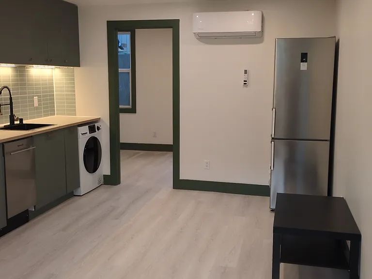 626 B St #B1 — Photo 2