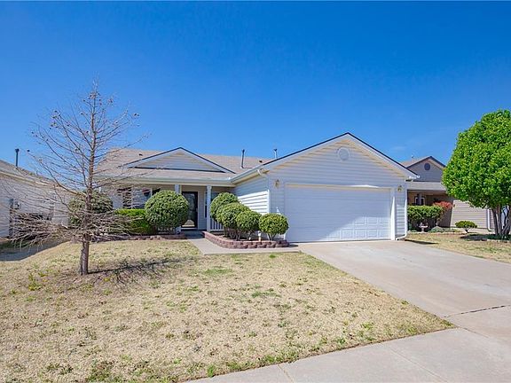 2nd image of 15409 Ivy Hill Dr