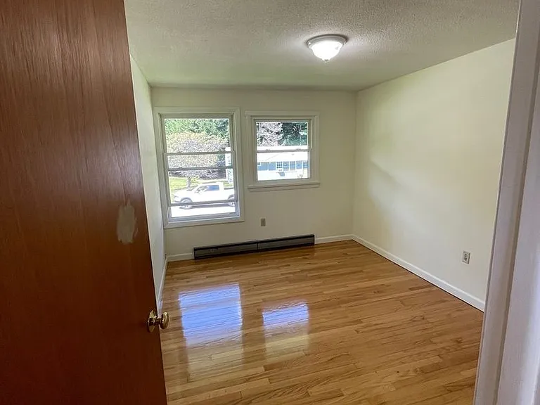 20 A St #5 — Photo 13
