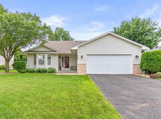 8462 Jergen Ave S, Cottage Grove, MN 55016