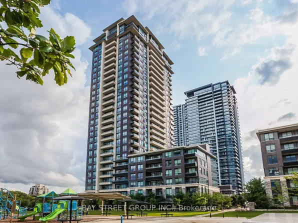 15 Water Walk Dr, Markham, ON