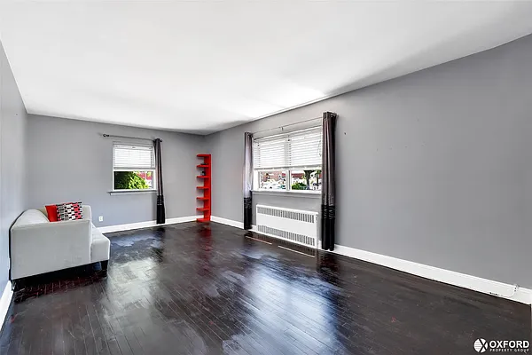 Rented by Oxford Property Group | media 32