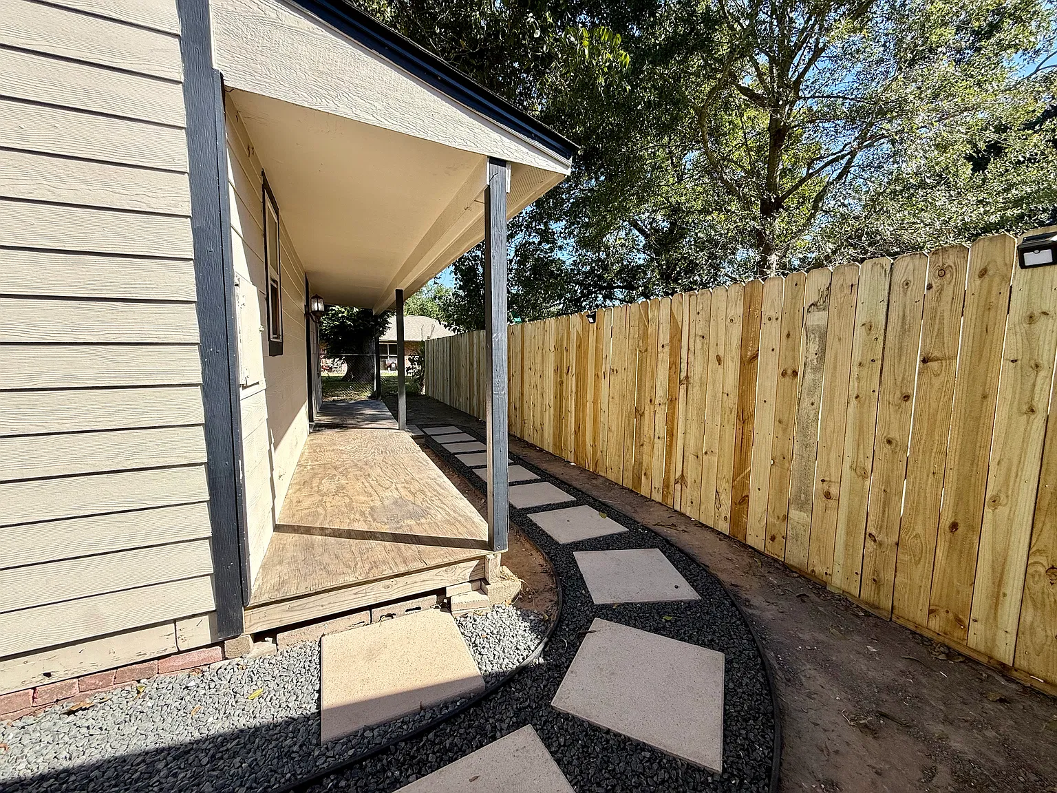 Scotsbrook Dr, Houston — Photo 1