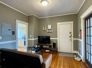 19 John St, Brookline, MA 02446