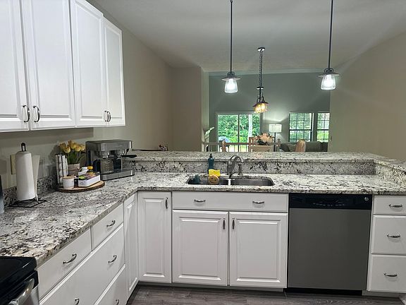 3rd image of 1199 Harwich Ct #1199