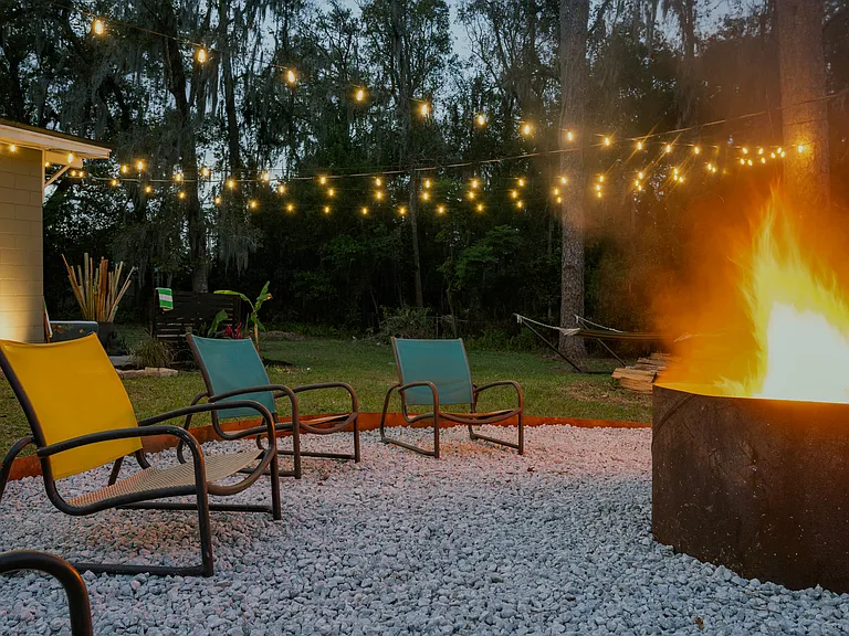 Fire pit detail