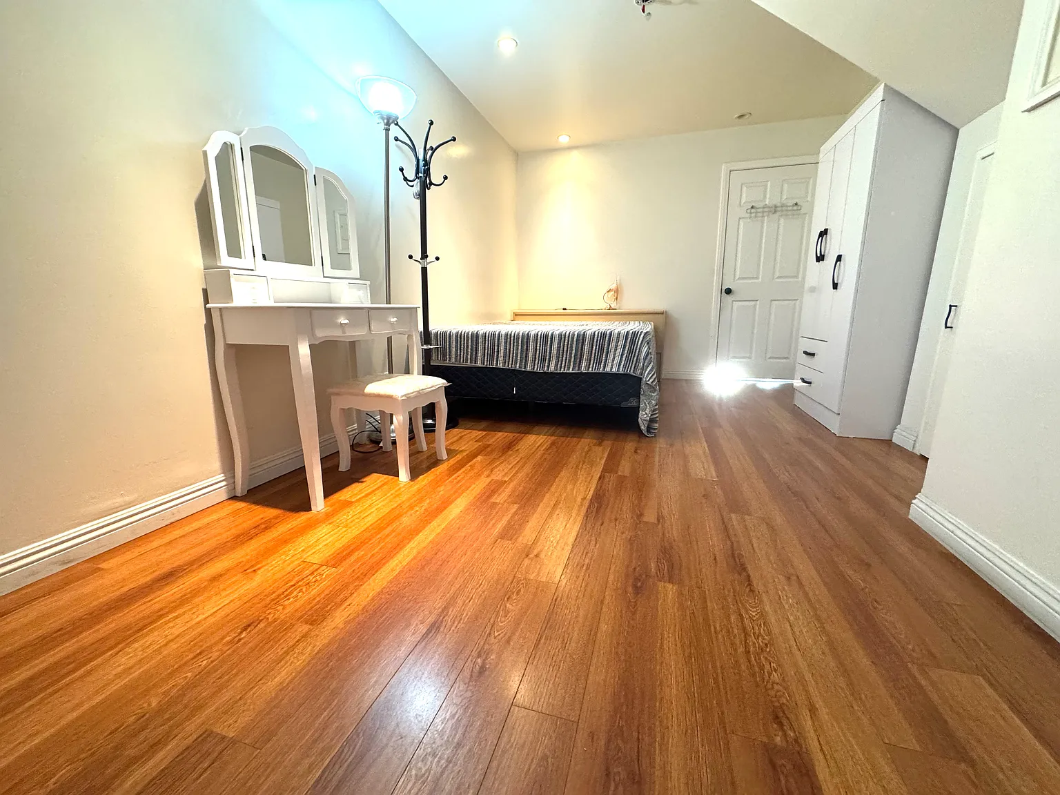 1 bed, $980 — Photo 4