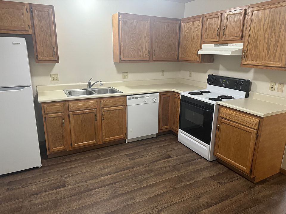 1st image of 2707 Fairmont Ct APT C