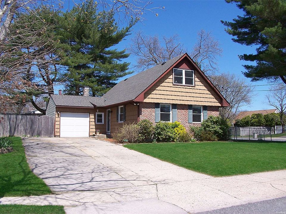 47 Lebrun Street, Port Jefferson Station, NY 11776 Zillow