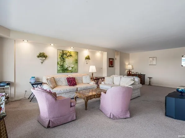 166-25 Powells Cove Boulevard #8K, Beechhurst, NY 11357