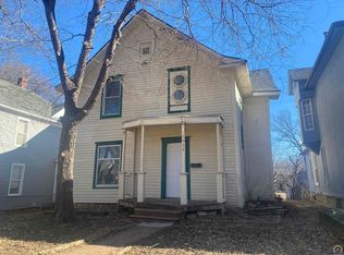 1924 SW Clay St, Topeka, KS 66604