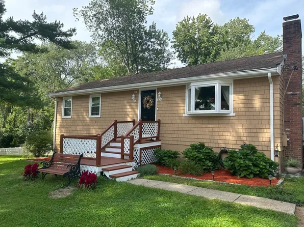 61 Scott Hill Blvd, Bellingham, MA 02019
