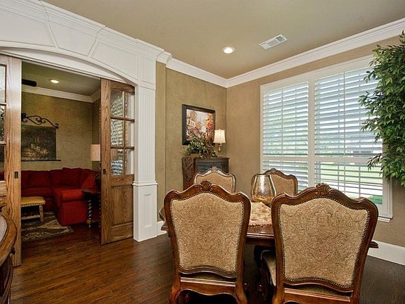4th image of 1403 Cibolo Dr