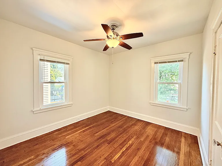 1251 Cranford Ave — Photo 14