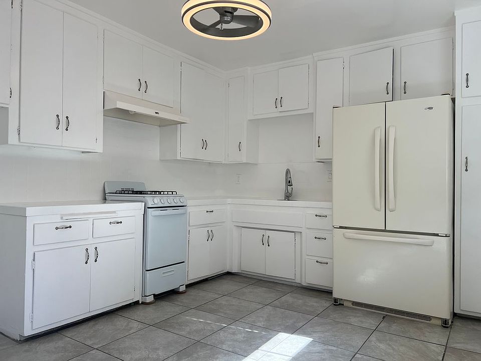 1st image of 2604 Mathews Ave APT 1