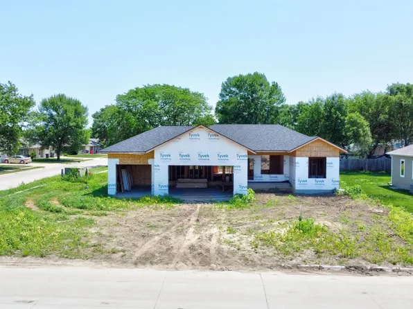 1700 Ogden Ct, South Sioux City, NE 68776