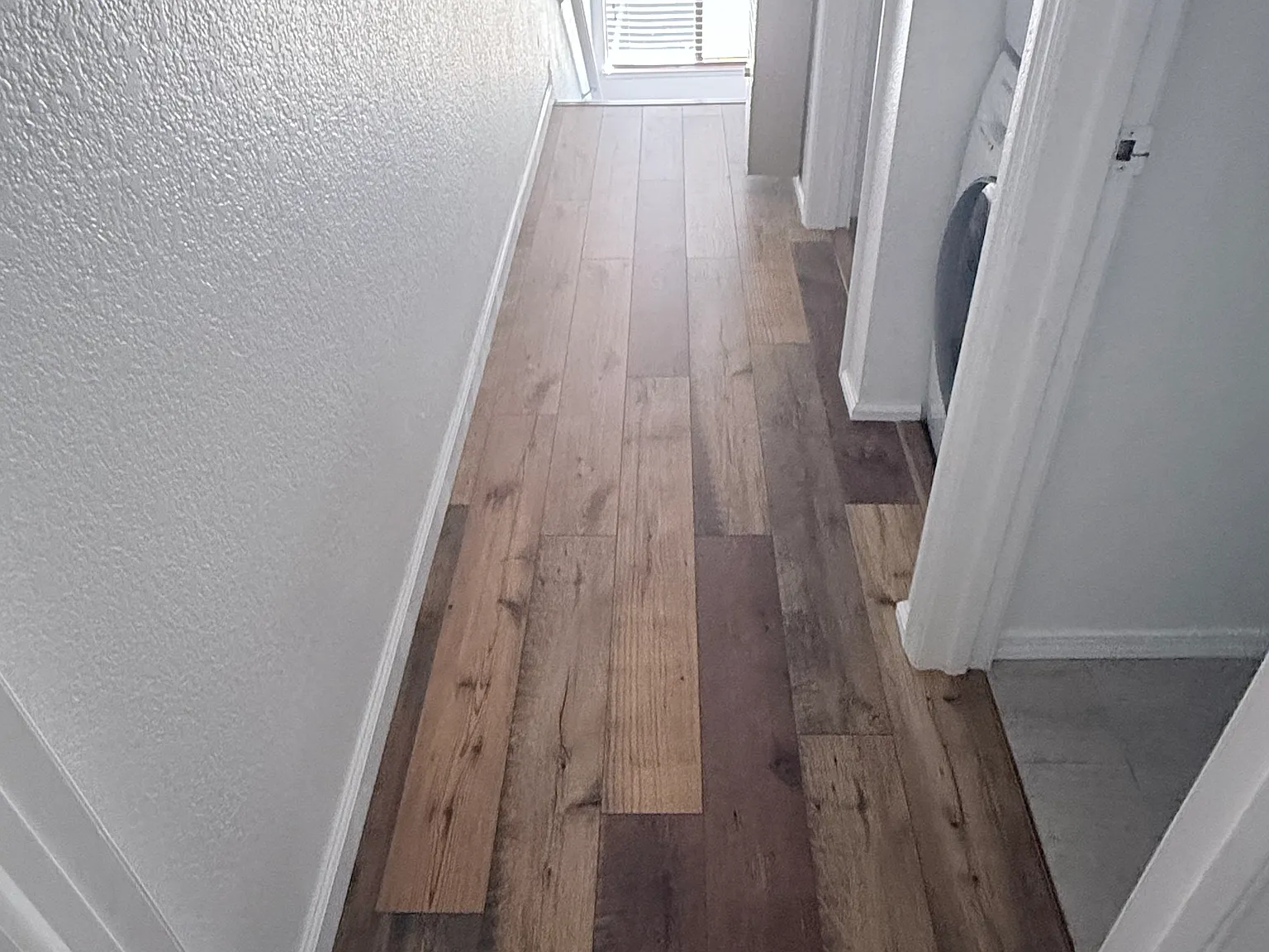 1902 Windmill Cir — Photo 2