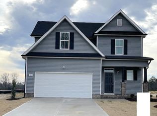 26 Greenhouse St, Zebulon, NC 27597