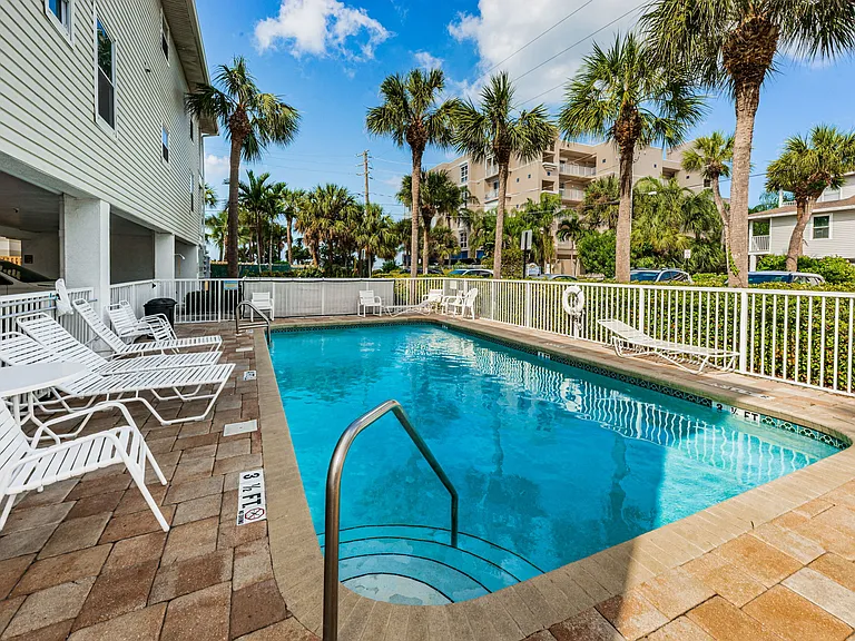 1412 Gulf Blvd #102 — Photo 27
