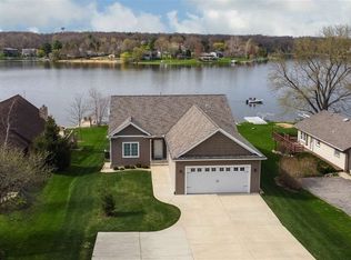 873 Breckenboro Rd, Davis, IL 61019