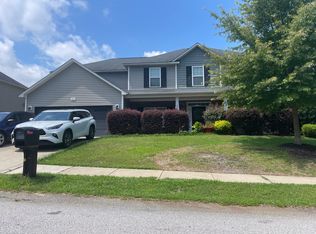 127 Birch Ave, Spring Lake, NC 28390