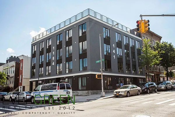 Rented by Evergreen Apartments BK | media 1