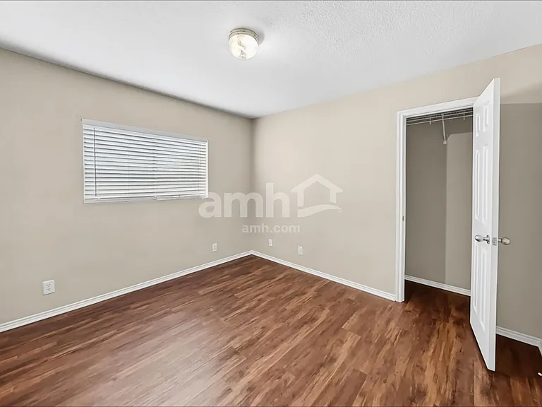 8438 Silver Brush — Photo 19