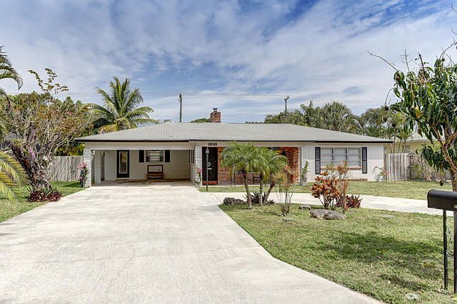 Home For Sale In North Lake Worth