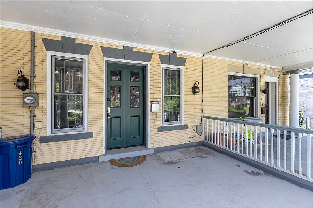 3 bed, 1710 sqft, $1,700 — Photo 2