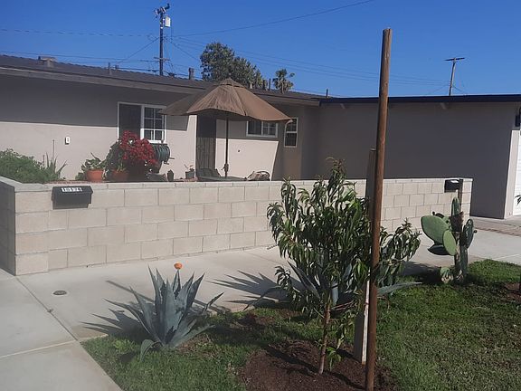 4th image of 10172 Antigua St