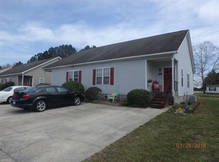 1534 Hollow Dr, Greenville, NC 27858